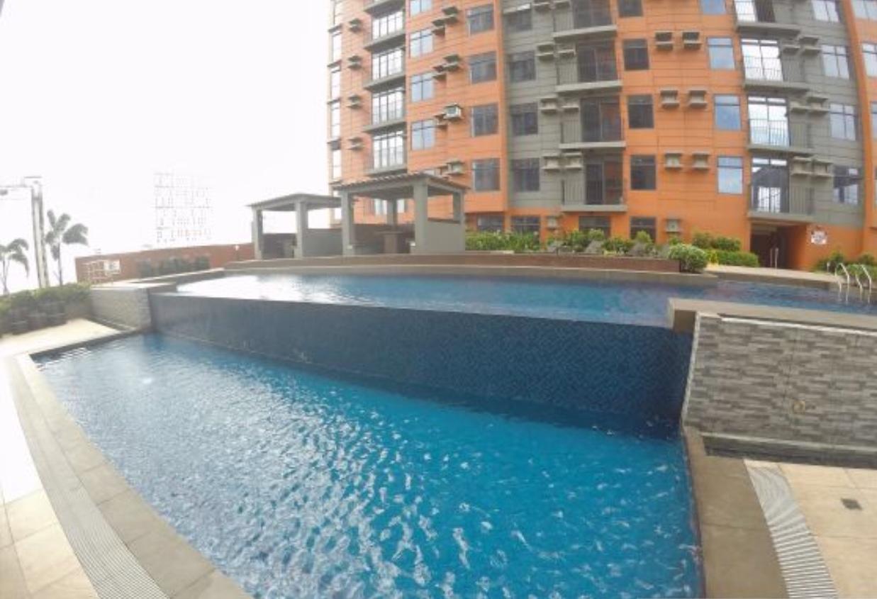 Portovita Towers Manila Exterior photo